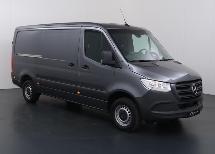Mercedes-Benz Sprinter 317 CDI | L2 H1 | PRO | AUTOMAAT | 3500 KG. AHW |