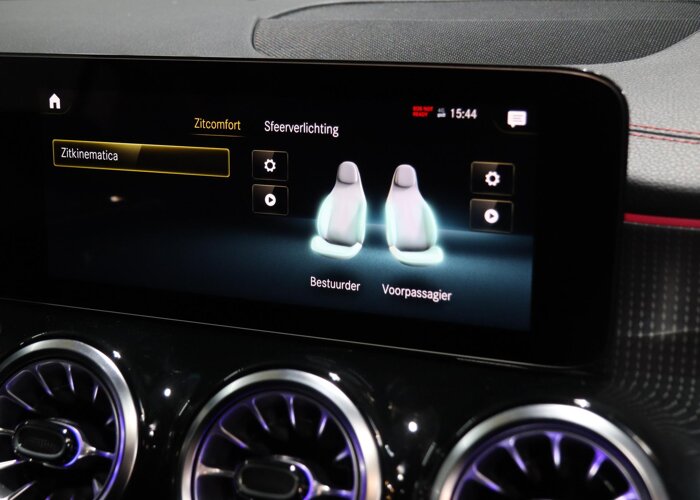 Mercedes-Benz EQB 300 4MATIC AMG Line 67 kWh