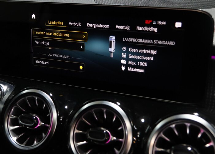 Mercedes-Benz EQB 300 4MATIC AMG Line 67 kWh
