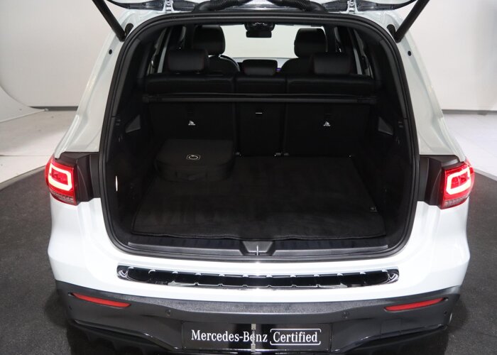 Mercedes-Benz EQB 300 4MATIC AMG Line 67 kWh