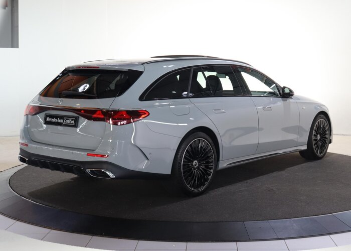 Mercedes-Benz E-Klasse Estate 300 de AMG Line