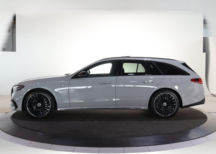 Mercedes-Benz E-Klasse Estate 300 de AMG Line
