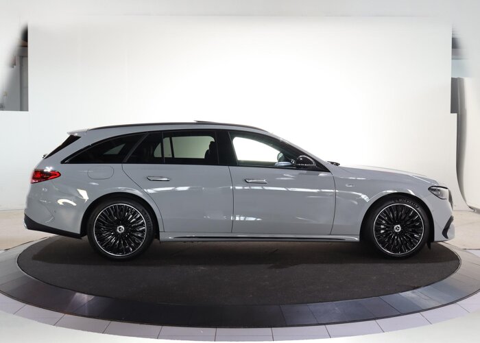 Mercedes-Benz E-Klasse Estate 300 de AMG Line