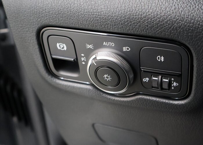 Mercedes-Benz Vito Beslwagen 114 CDI L2 Pro