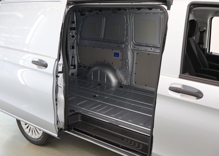 Mercedes-Benz Vito Beslwagen 114 CDI L2 Pro