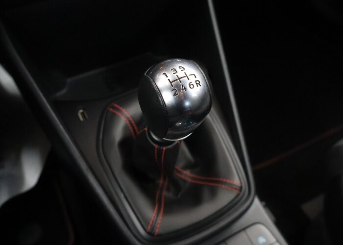 Ford Fiesta 1.0 EcoBoost Hybrid ST-Line