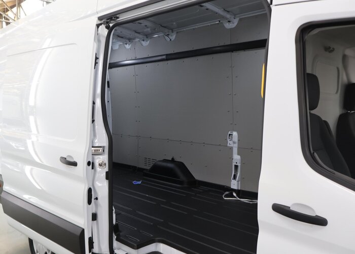 Ford Transit 350 | 2.0 TDCI | L4 H3 | TREND | RWD |