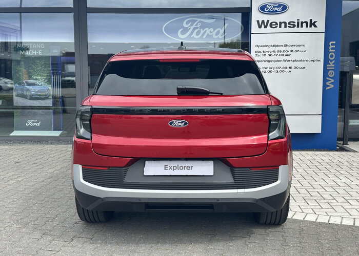 Ford Explorer Premium Extended Range RWD 77 kWh