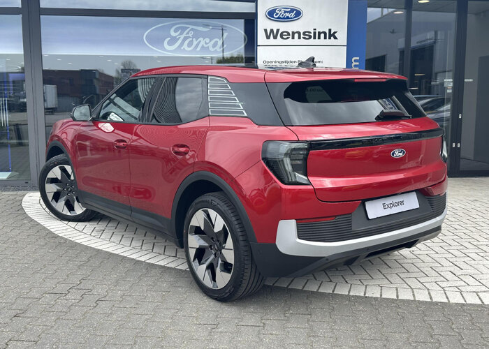 Ford Explorer Premium Extended Range RWD 77 kWh