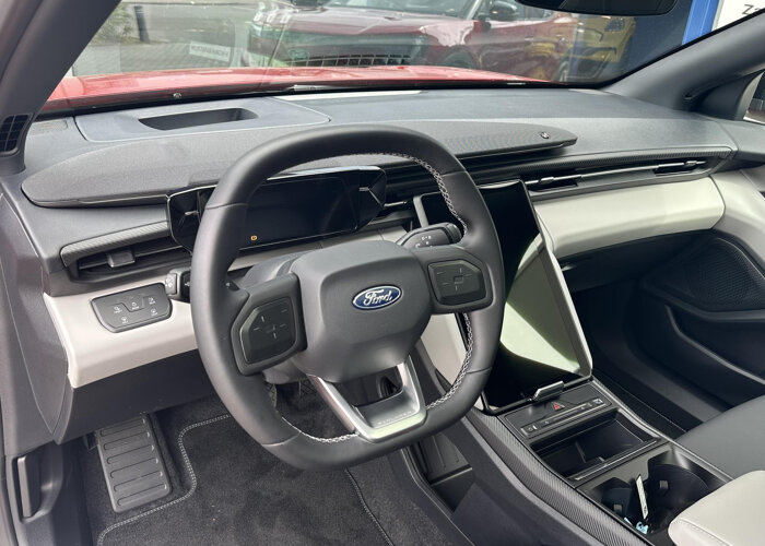 Ford Explorer Premium Extended Range RWD 77 kWh