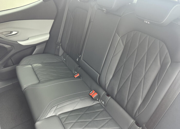 Ford Explorer Premium Extended Range RWD 77 kWh