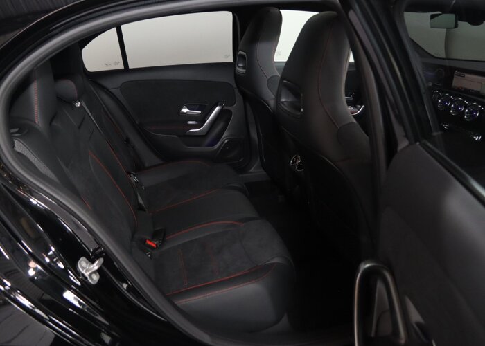 Mercedes-Benz A-Klasse 250 e Business Solution AMG