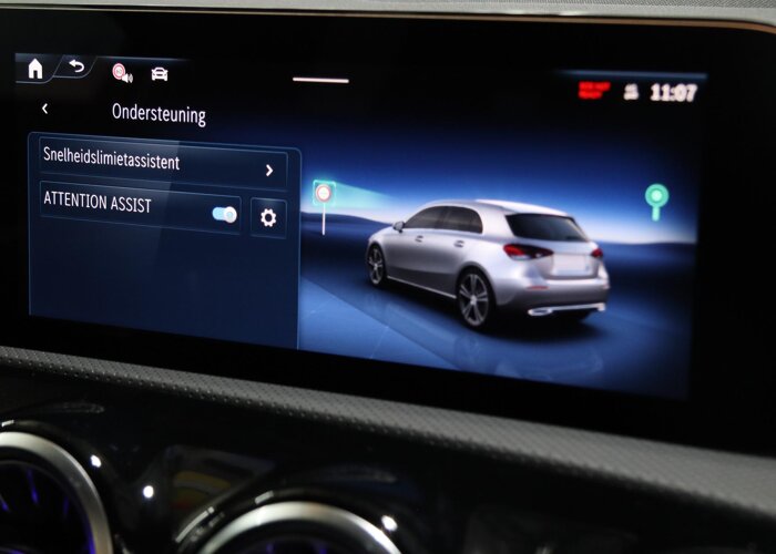 Mercedes-Benz A-Klasse 250 e Business Solution AMG