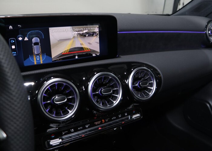 Mercedes-Benz A-Klasse 250 e Business Solution AMG
