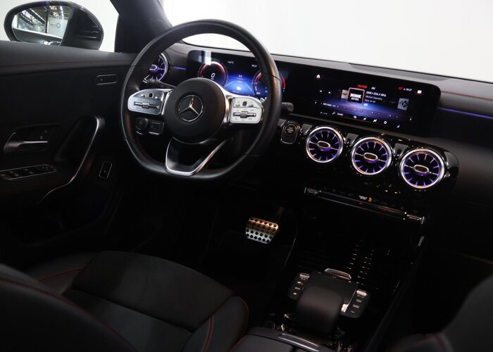 Mercedes-Benz CLA-Klasse Shooting Brake 250 e Premium
