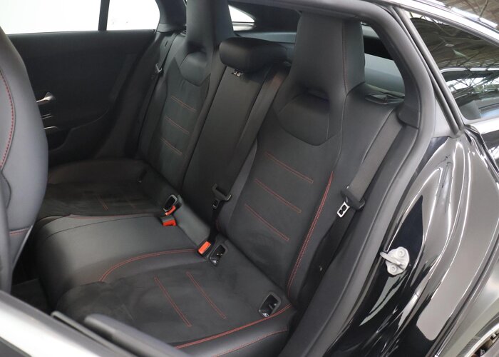 Mercedes-Benz CLA-Klasse Shooting Brake 250 e Premium