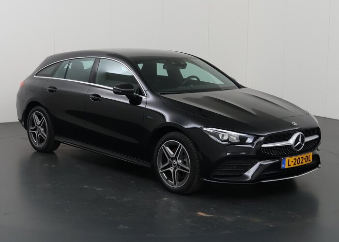 Mercedes-Benz CLA-Klasse Shooting Brake 250 e Premium