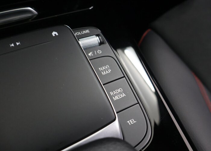 Mercedes-Benz CLA-Klasse Shooting Brake 250 e Premium