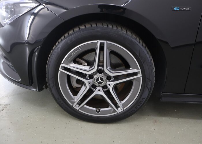 Mercedes-Benz CLA-Klasse Shooting Brake 250 e Premium