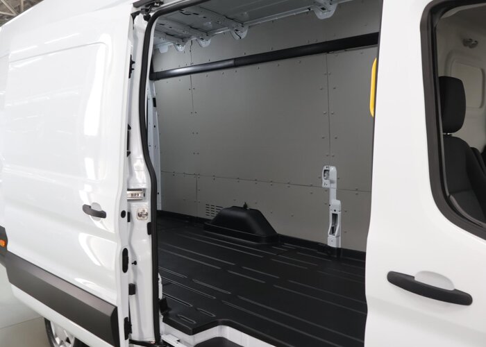 Ford Transit 350 | 2.0 TDCI | L4 H3 | TREND | RWD |