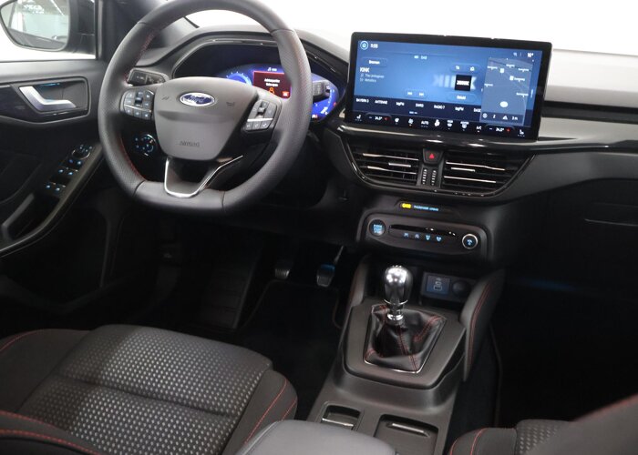 Ford FOCUS Wagon 1.0 EcoBoost Hybrid ST Line X