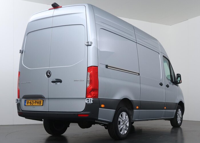 Mercedes-Benz Sprinter 319 CDI | AUT. | L2 H2 | PRO |