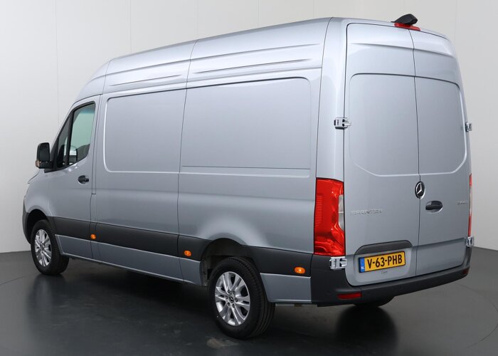 Mercedes-Benz Sprinter 319 CDI | AUT. | L2 H2 | PRO |