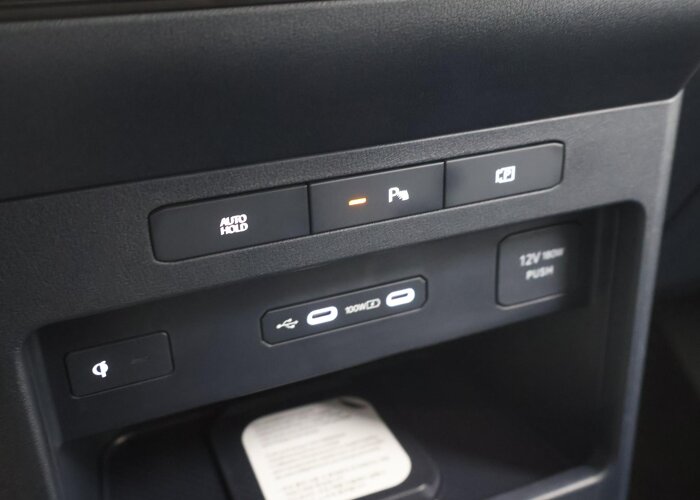 Kia PV5 ESSENTIAL | LONGE RANGE | 71.2 kWh | 416 KM WLTP |