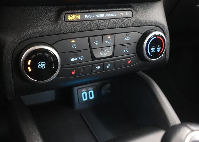 Ford FOCUS Wagon 1.0 EcoBoost Hybrid Trend Edition Business