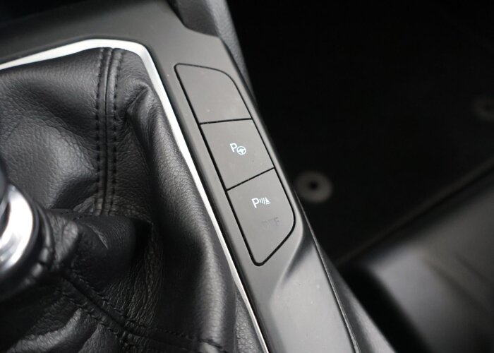 Ford FOCUS Wagon 1.0 EcoBoost Hybrid Trend Edition Business