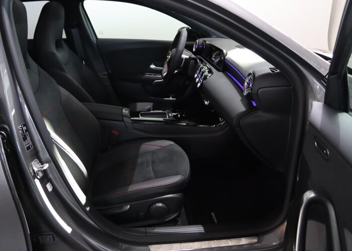 Mercedes-Benz A-Klasse 250e Business Solution AMG