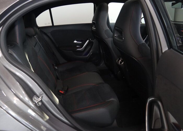 Mercedes-Benz A-Klasse 250e Business Solution AMG