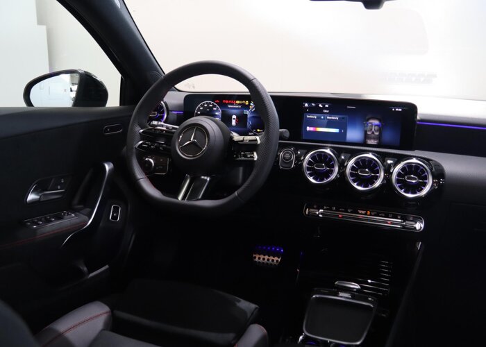 Mercedes-Benz A-Klasse 250e Business Solution AMG