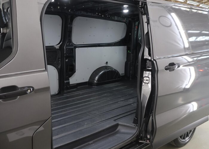 Ford Transit Custom 320 2.0 TDCI | L2 H1 | MS-RT