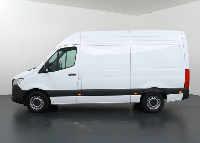 Mercedes-Benz Sprinter 317 CDI L2 H2 Pro