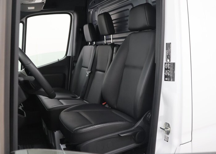 Mercedes-Benz Sprinter 317 CDI L2 H2 Pro