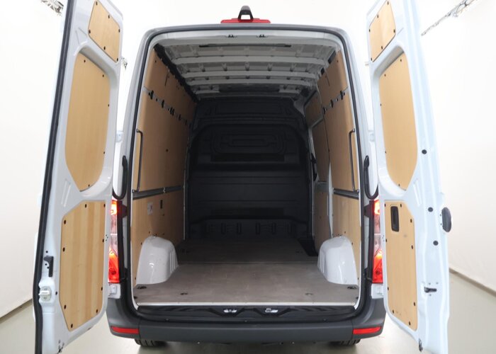 Mercedes-Benz Sprinter 317 CDI L2 H2 Pro
