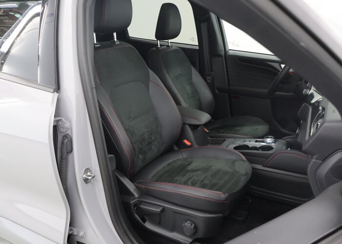Ford Kuga 2.5 PHEV Graphite Tech Edition