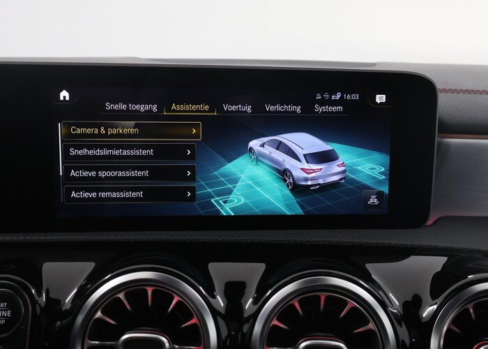 Mercedes-Benz CLA-Klasse Shooting Brake 220 Premium Plus