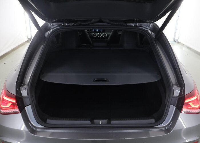 Mercedes-Benz CLA-Klasse Shooting Brake 220 Premium Plus
