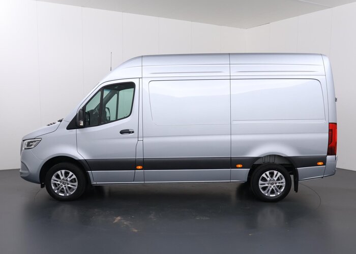 Mercedes-Benz Sprinter 319 CDI 190 PK | L2 H2 | AUTOMAAT | PRO |