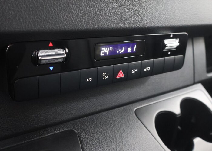 Mercedes-Benz Sprinter 319 CDI 190 PK | L2 H2 | AUTOMAAT | PRO |