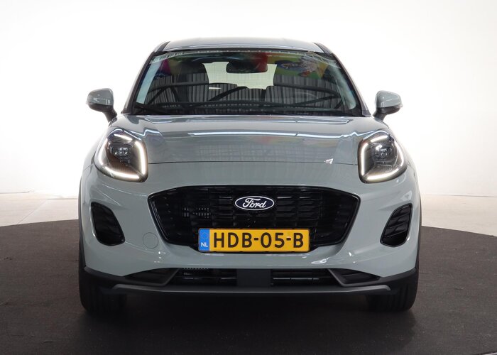 Ford Puma 1.0 EcoBoost Hybrid Titanium