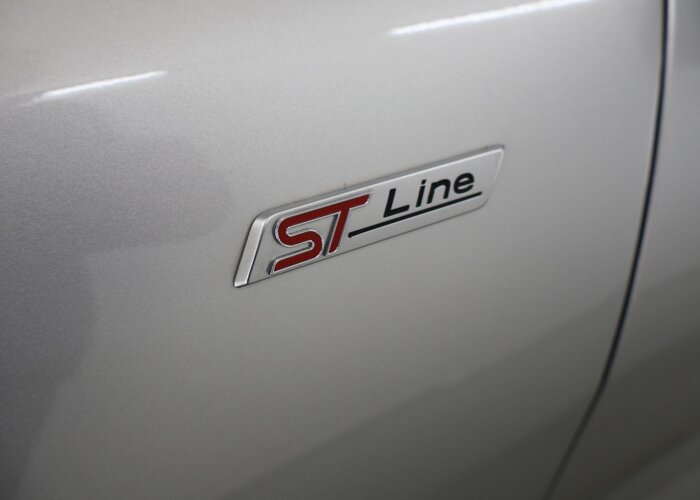 Ford Fiesta 1.0 EcoBoost Hybrid ST-Line X