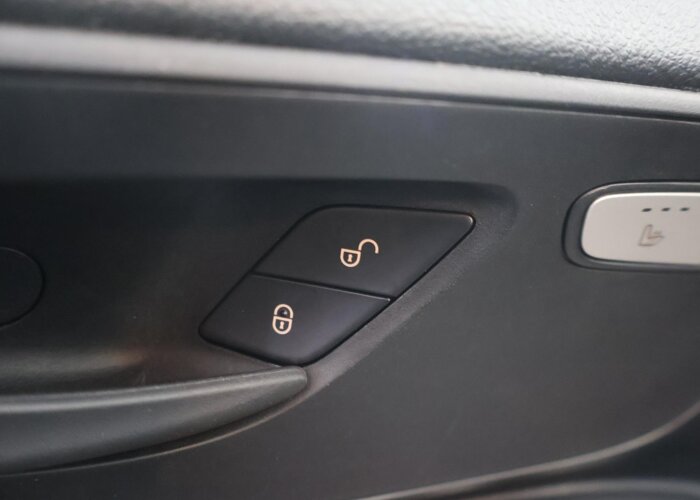 Mercedes-Benz eVito L3 | 66 kWh | 286 KM WLTP |