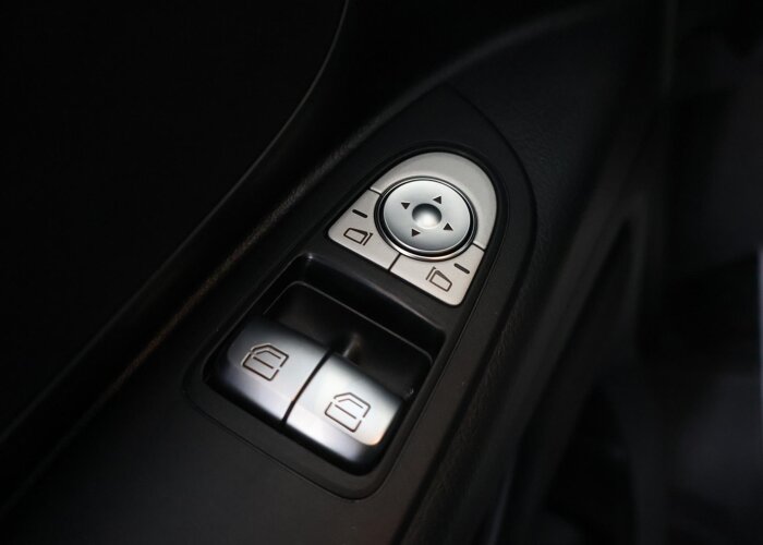 Mercedes-Benz eVito L3 | 66 kWh | 286 KM WLTP |