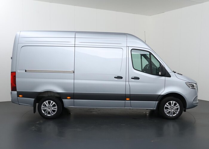 Mercedes-Benz Sprinter 319 CDI | L2 H2 | AUT. |