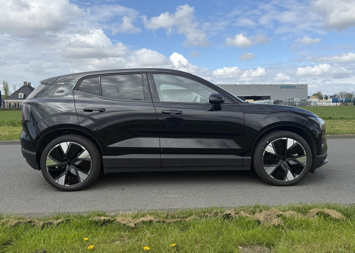 Volvo EX30 Twin Motor Performance Ultra 69 kWh