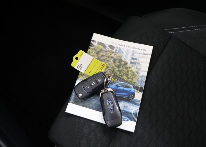 Ford Puma 1.0 EcoBoost Hybrid Titanium