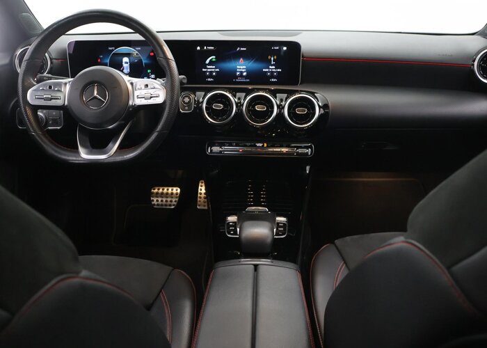 Mercedes-Benz A-Klasse 200 Business Solution AMG